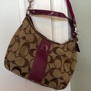 Coach Signature Shoulder Bag